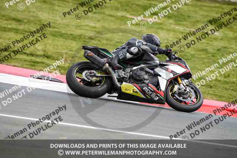 cadwell no limits trackday;cadwell park;cadwell park photographs;cadwell trackday photographs;enduro digital images;event digital images;eventdigitalimages;navarra;no limits trackdays;peter wileman photography;racing digital images;trackday digital images;trackday photos